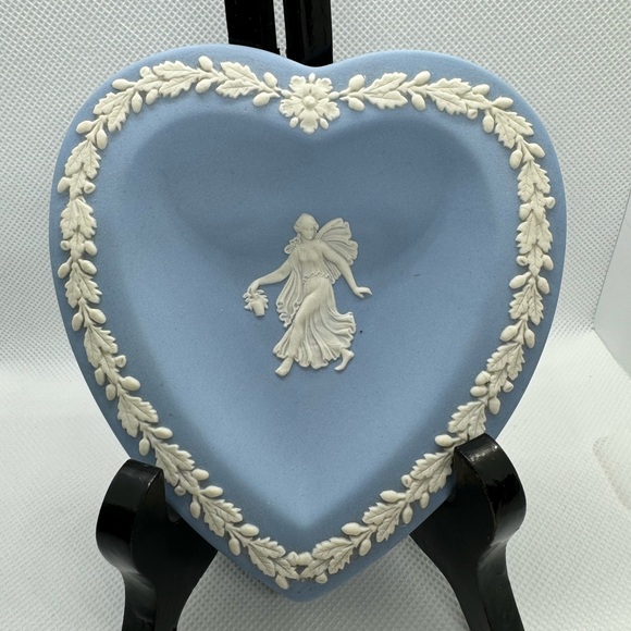 Wedgwood Other - Wedgwood Jasperware Dancing Hours blue trinket